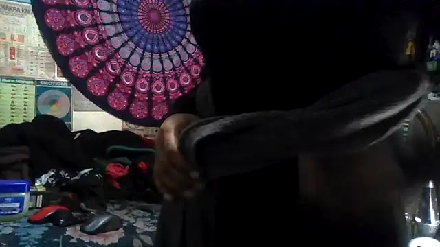 GardeniaFields online show from November 30, 6:39 am