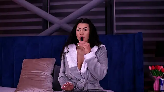 TanyaVonDe online show from February 1, 9:02 pm