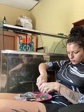 val zx online show from March 25, 3:59 pm