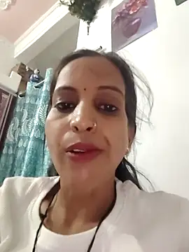 Hotty-Nidhi online show from June 20, 2:31 pm