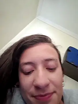 Snapshot of HOLY_DOLL chatting on October 1, 8:58 pm HOLY DOLL online show from October 1, 8:58 pm