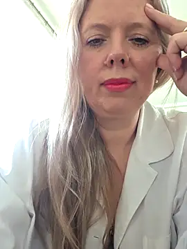 Irina3718 online show from April 6, 1:34 pm