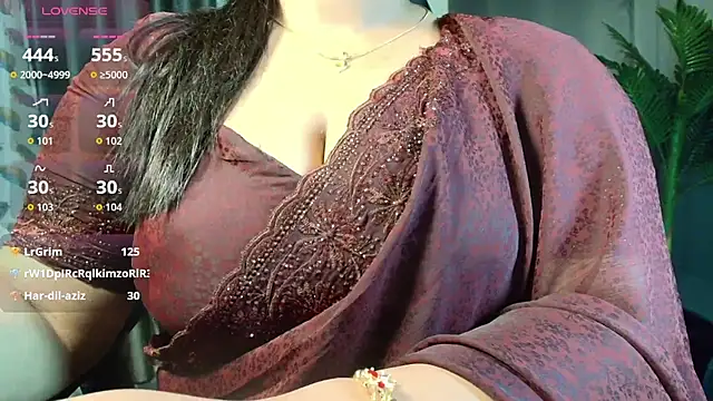  Lisha  online show from February 9, 6:21 pm