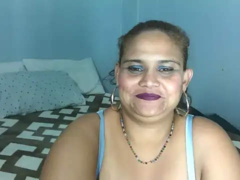 Snapshot of clover_cams1874 chatting on September 16, 7:33 pm clover cams1874 online show from September 16, 7:33 pm
