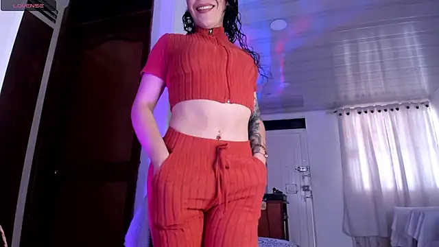 mia velvet1 online show from April 17, 12:51 pm