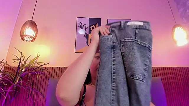 MelinaCruz online show from January 12, 7:41 pm