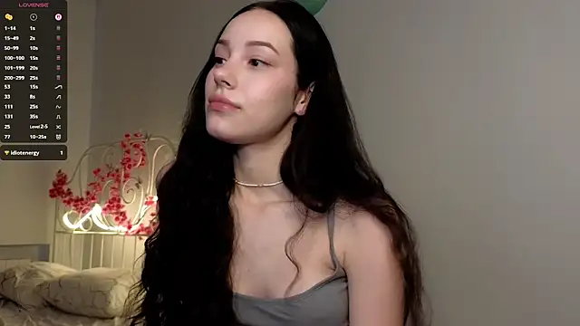 glamourr online show from November 13, 8:57 am