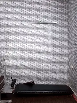 sumitsharma72 online show from April 11, 6:22 pm