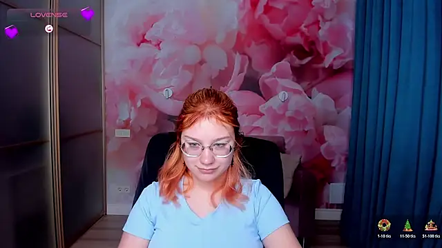 AngelinaLow online show from November 28, 12:41 pm