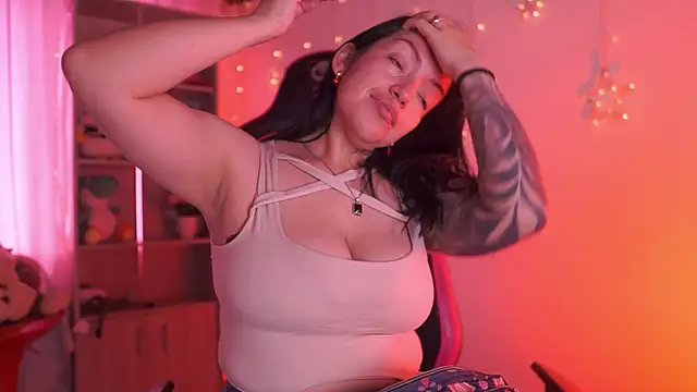 Madison Mayer online show from April 11, 4:21 pm