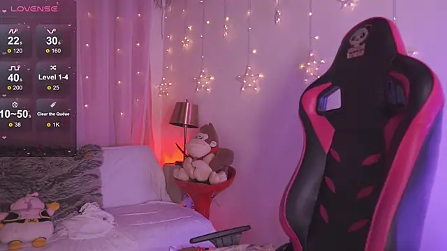 Madison Mayer online show from January 6, 1:37 pm