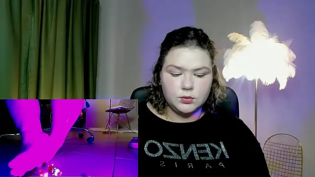 FlorenceAnderson online show from October 14, 10:07 am