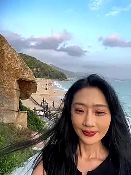 linger-23 online show from October 26, 8:54 am