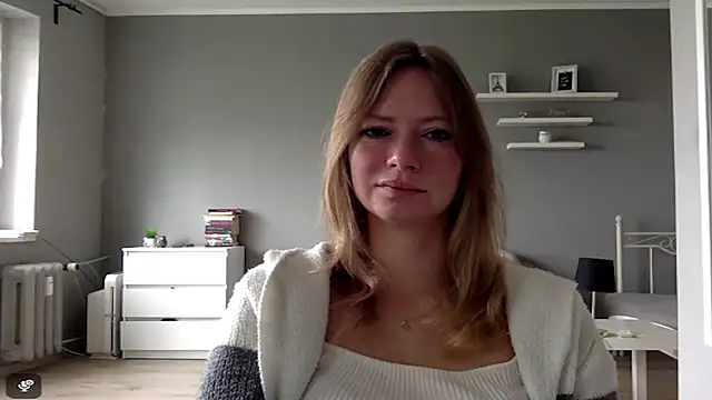 Snapshot of MillieShow chatting on September 17, 7:17 am MillieShow online show from September 17, 7:17 am