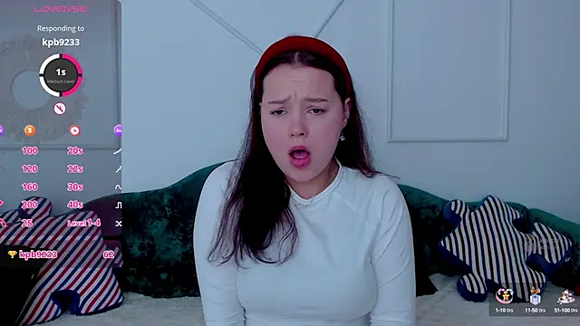 Cute kitty- online show from September 28, 2:29 am