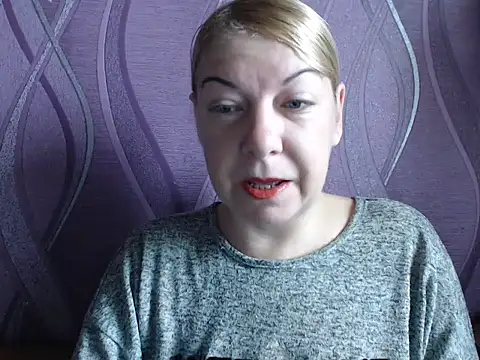 Lillia Ray online show from September 30, 5:57 am