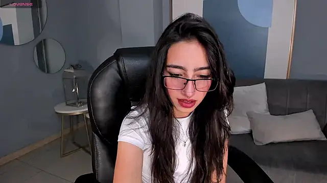 Snapshot of LarisaSmirnov chatting on September 29, 1:11 am LarisaSmirnov online show from September 29, 1:11 am