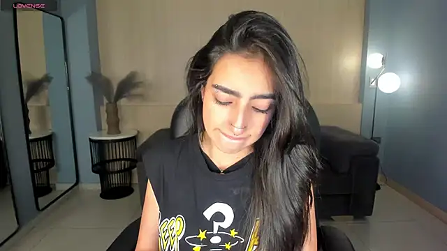 Snapshot of LarisaSmirnov chatting on September 16, 4:20 am LarisaSmirnov online show from September 16, 4:20 am