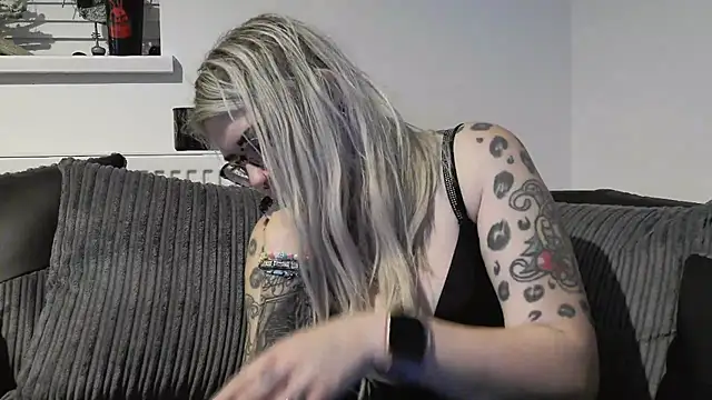 Sizzling Indie36 online show from November 28, 10:35 pm