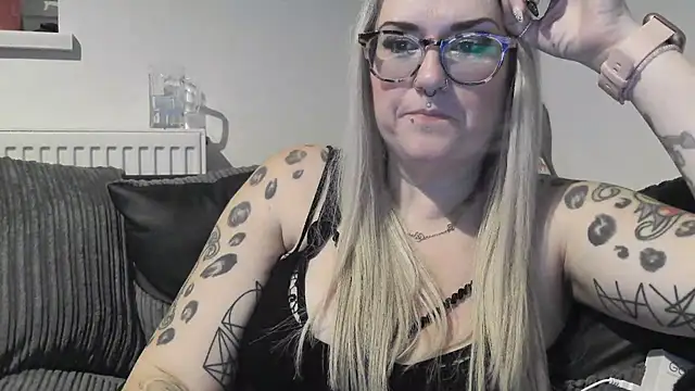 Sizzling Indie36 online show from November 15, 11:17 pm