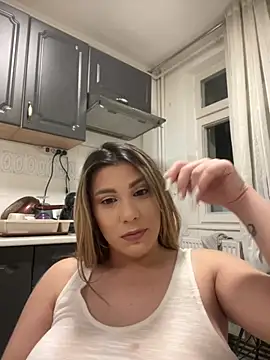 Natasha Cameron22 online show from September 24, 8:30 pm