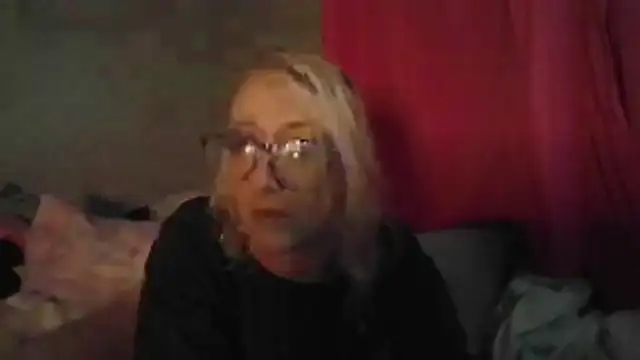 Kittaekatt online show from March 15, 10:17 am