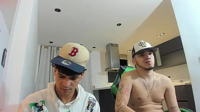 317894 online show from March 17, 12:36 am