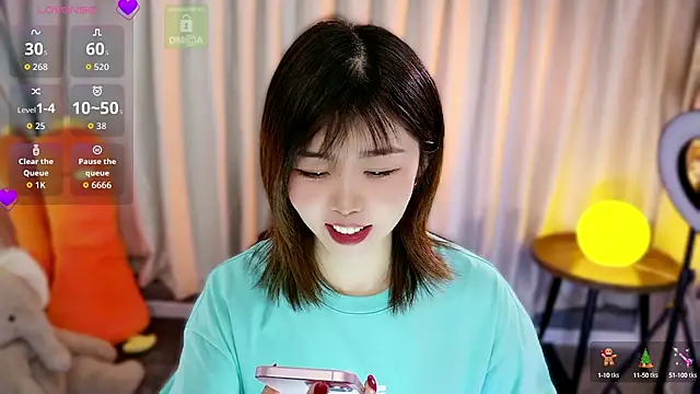 Snapshot of MIAOMIAO_BABY chatting on September 24, 1:32 pm MIAOMIAO BABY online show from September 24, 1:32 pm