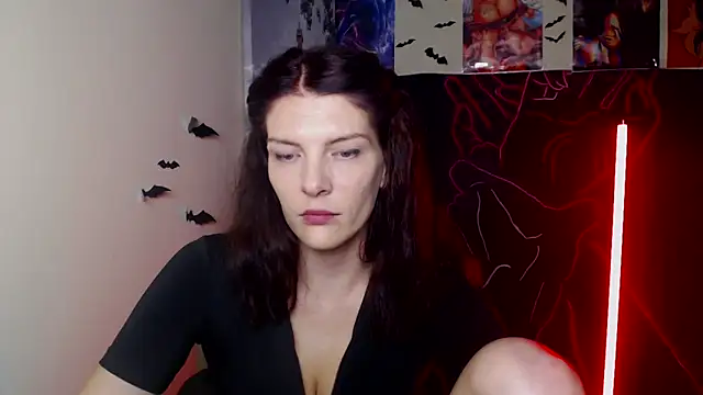 VanessaRey  online show from November 22, 5:26 pm