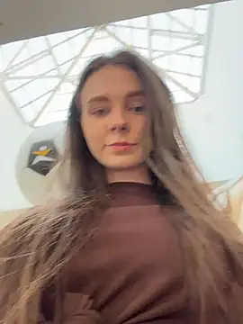 MilaBee online show from June 30, 12:26 pm