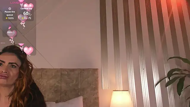 Snapshot of angelinarouse_ chatting on October 10, 4:39 am angelinarouse online show from October 10, 4:39 am
