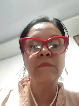 Amadamilf1980 online show from March 29, 1:04 am