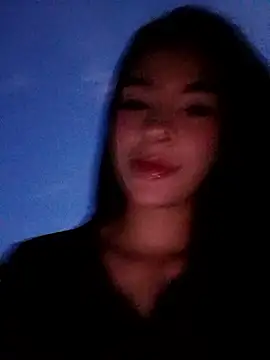 adrianagilton online show from November 1, 11:09 pm