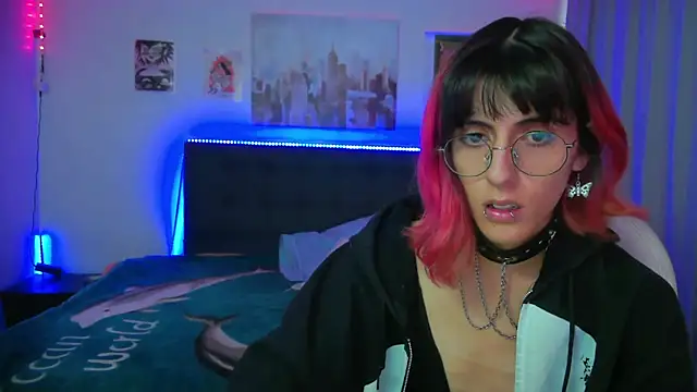 goth minerva online show from January 18, 2:02 pm