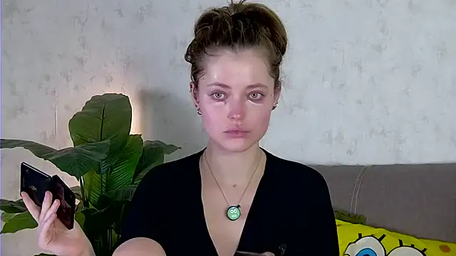 Snapshot of AshleyD_ chatting on October 21, 2:48 am AshleyD online show from October 21, 2:48 am