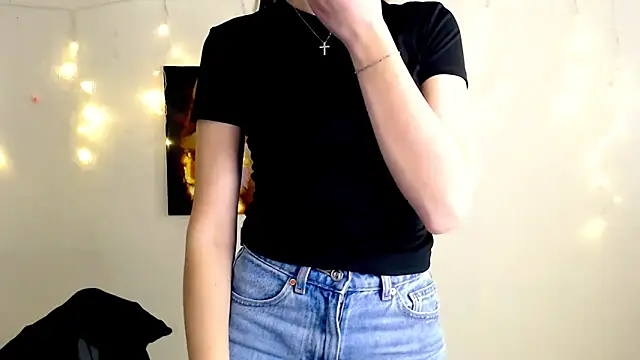 Doll Angelina online show from March 5, 7:59 am