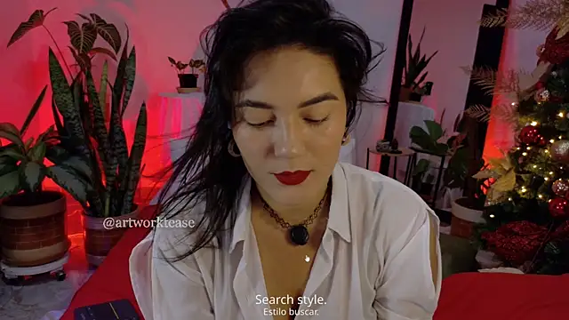 Artworktease online show from December 22, 10:35 pm