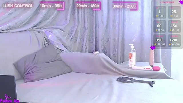 Rush-Bestie online show from October 2, 10:53 am