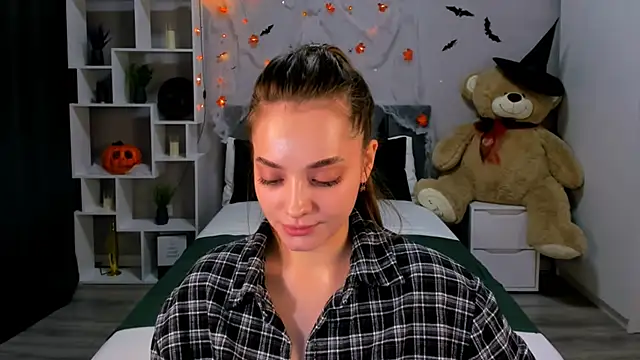 Snapshot of MelanieAlves chatting on October 13, 3:58 pm MelanieAlves online show from October 13, 3:58 pm
