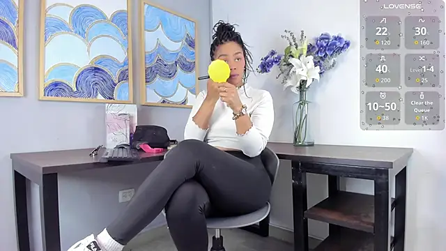 Snapshot of andrea_xoe_ chatting on October 14, 2:08 pm andrea xoe  online show from October 14, 2:08 pm