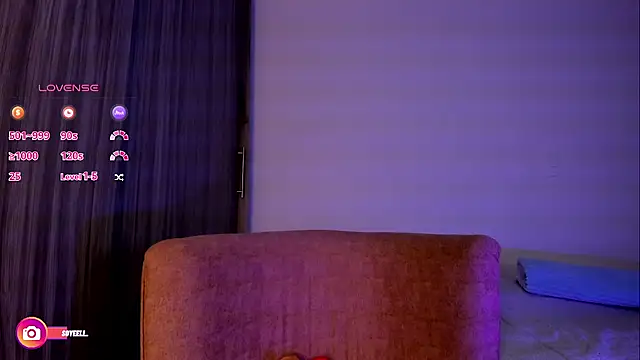 im eli1 online show from November 8, 4:50 am