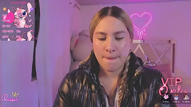 saaya tay online show from February 26, 3:27 am