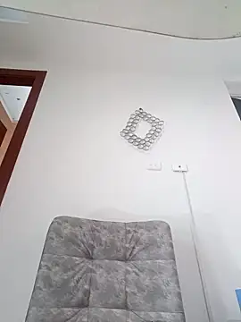 lunadicty online show from October 26, 8:59 pm