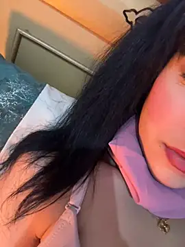 QueenLujaine online show from March 3, 8:48 pm