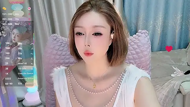 Snapshot of Meng-MM chatting on October 11, 3:59 pm Meng-MM online show from October 11, 3:59 pm