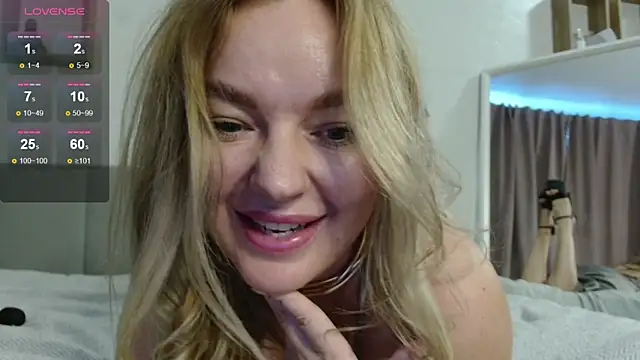 Eva   forever online show from January 10, 3:22 am