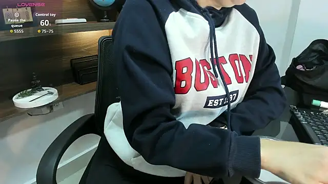 AlissaJoness online show from April 12, 11:46 am