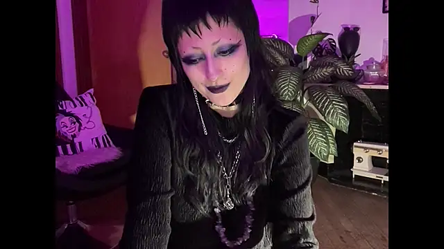 ELENA UMBRA online show from December 2, 5:31 am