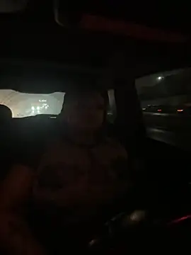 RoyalQueen2u online show from March 6, 5:35 am