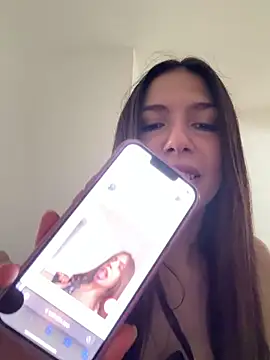 silvestflix online show from April 14, 2:39 pm